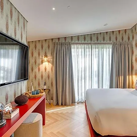 Отель Portie Deluxe By Da'home *