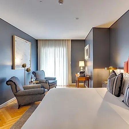 Portie Deluxe By Da'home * Порту